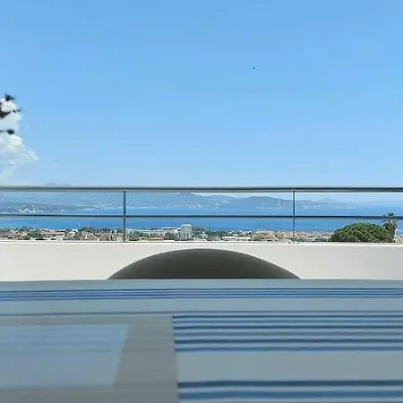 Apartament Sea View Classe 3etoiles Climatise Belle Terrasse Magnifique Vue Parking La Ciotat