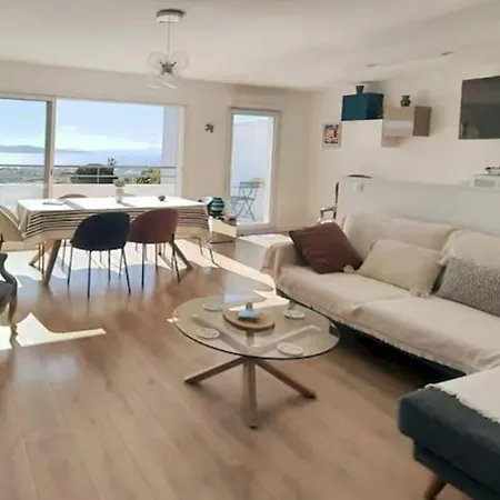 Sea View Classe 3etoiles Climatise Belle Terrasse Magnifique Vue Parking Apartament
