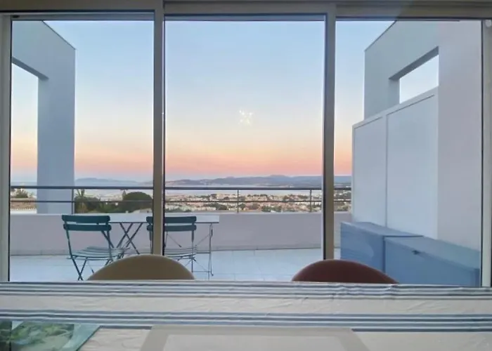 Sea View Classe 3 Etoiles Climatise Terrasse Vue Parking By Laconciergerie13